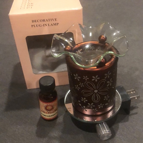 Other Plug In Essential Oil Lamp Diffuser Poshmark
